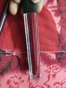 SH HUDA Liquid Matte &amp; Lipliner