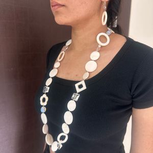 Mother of pearl statement earing  necklace set