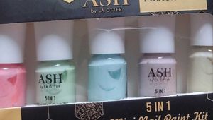 5 In 1 Pastel nail Polish