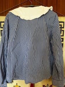 Short Pin Striped Ruffle Collar Top