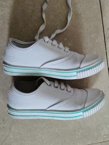 Once Used White Canvas Shoes