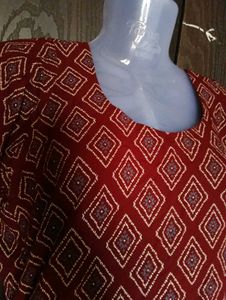 Patterned Maroon Dress For Patiyala .