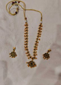Necklace Set