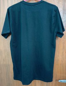 🆕 H&amp;M T-Shirts Pack Of 2