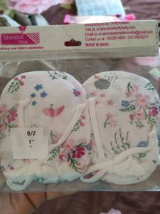Baby Mitton And Socks Set Of 3