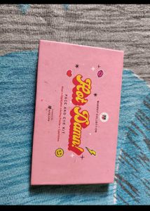 MyGlamm Eye Kit