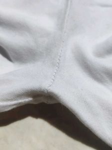White short leggings for women