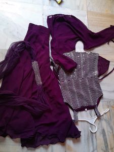 Baby Girl Nayra Cut Kurti Suite