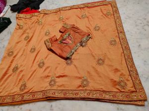 Saree With Blouse Beutiful Sare