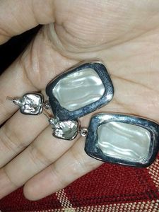 Chandler Pearl Earings