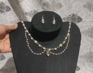 Pearl Heart 💗 Necklace With Pairing Earrings