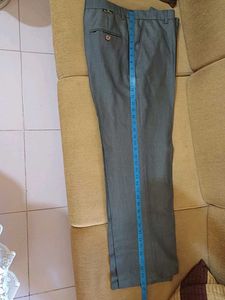 Unused Louis Philippe Pant