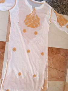 Beautiful White Colour Chicken Kari Kurta