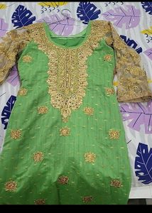 Green Embroidered Kurta