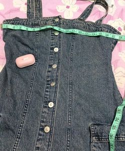 Denim button down dress 👗