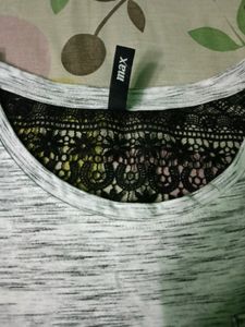 Max Women Wear T-shirt
