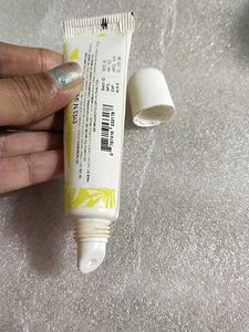 Auli Eyes N Shine Cream