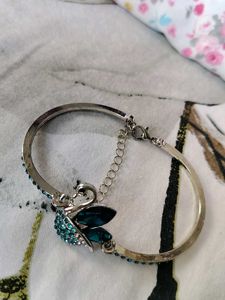 Crystal Swan Adjustable Bracelet