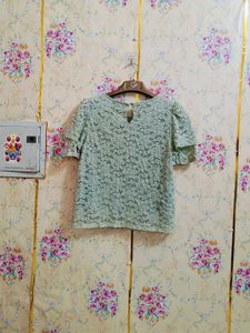 🇳🇿💫🎀Elegant Lace Top with Ruffle Sleeves