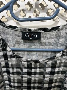 🎀Gray Plaid Long Sleeve Top E