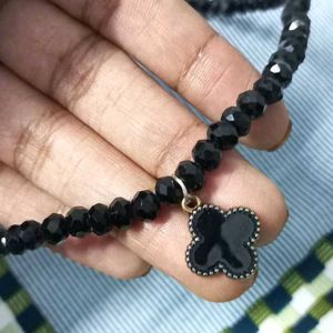 chain with pendent
