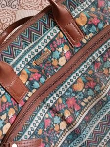 Floral Patterned Travel Bag
