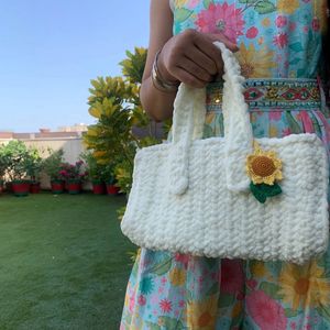 Crochet Sunflower Tote