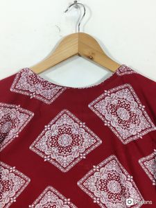 Heera Round Neck With 3/4th Sleeves Kurta (Women&#39;s