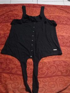 Black Sleeveless Top