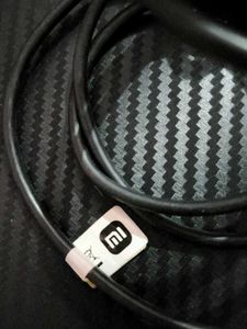 Mi Micro USB b Cable - Black (Doesn&#39;t Work Proper)