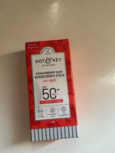 Dot &amp; Key Strawberry Dew Sunscreen