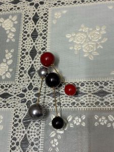 Pin brooch