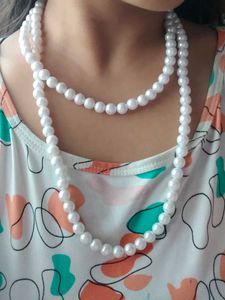 1 White Chain 😍