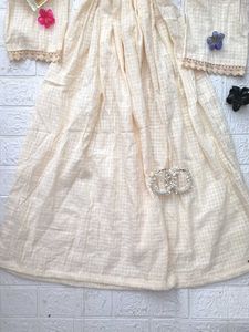 Elegant Cream Long Dress🎀