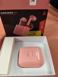BOAT Airdopes