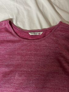 pink t-shirt top