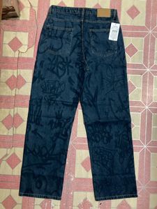 Graphic Print Denim Jeans