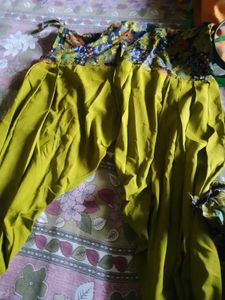 Short Length Kurti, Dupatta And Patiala Suit Set