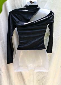1456. CUTE MINI TOP