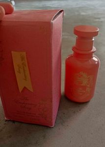 Fragrance World - An Enchanting Song