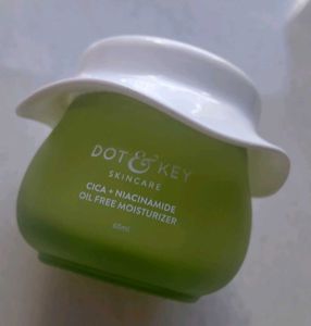 Dot&amp;Key Cica + Niacinamide Moisturizer
