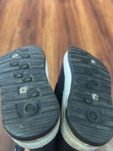 Snow boots for 1-3.5yrs old kid size 26