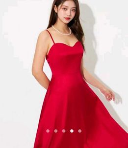 Elegant Red Satin Sweetheart Midi Dress