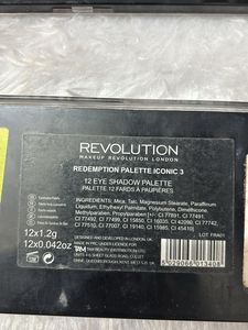Makeup Revolution london Eyeshadow palatte