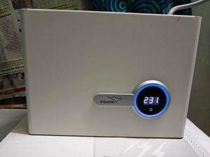V-Guard Digital Stabilizer for 1.5 ton AC