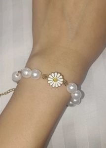 Daisy Pearls