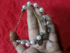 Pearl &amp; Chain Bracelet