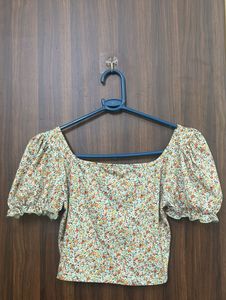 SHEIN- Floral Dainty Crop Top
