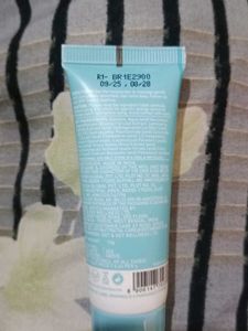 Dot &amp; Key Face Wash