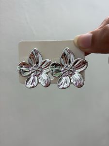 Flower Stud Earrings
